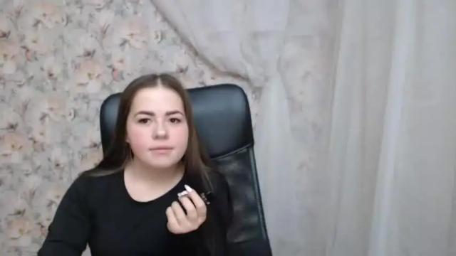 Image 3 of kamillahott Stream on Chaturbate on 17 months ago