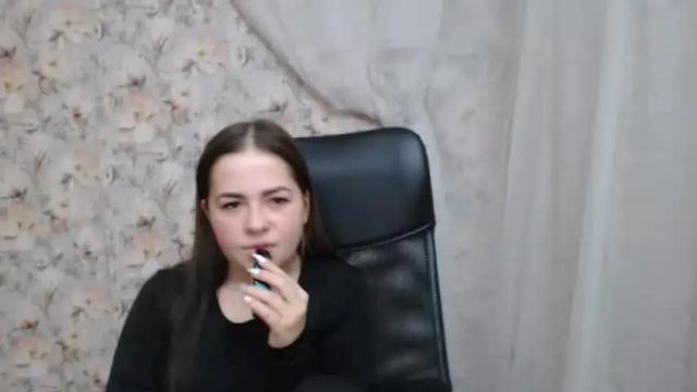 Image 6 of kamillahott Stream on Chaturbate on 17 months ago