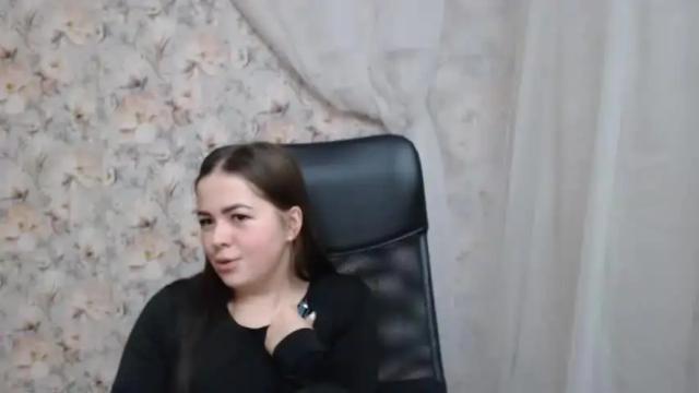 Image 7 of kamillahott Stream on Chaturbate on 17 months ago