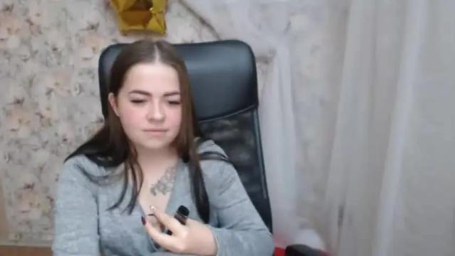 Image 11 of kamillahott Stream on Chaturbate on 16 months ago