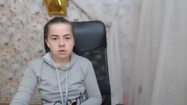 Image 2 of kamillahott Stream on Chaturbate on 16 months ago