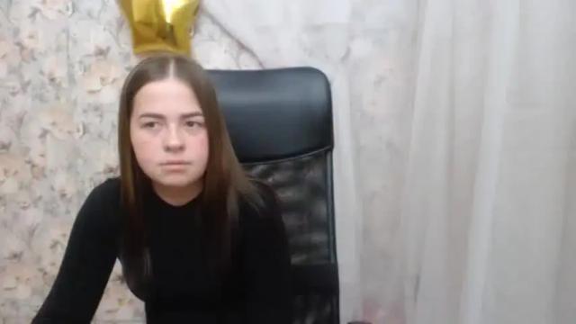 Image 2 of kamillahott Stream on Chaturbate on 16 months ago