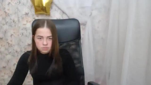 Image 6 of kamillahott Stream on Chaturbate on 16 months ago