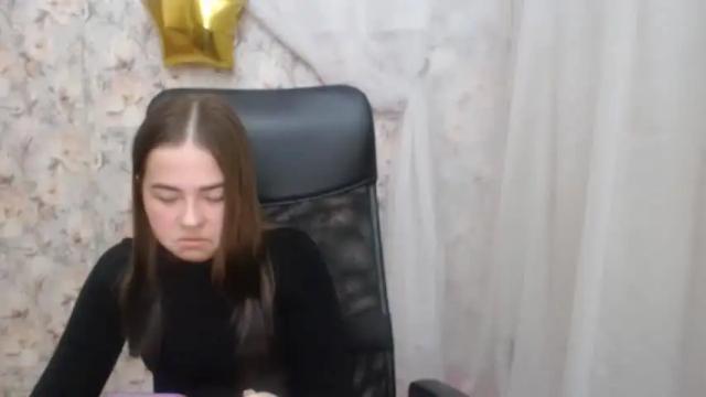 Image 7 of kamillahott Stream on Chaturbate on 16 months ago
