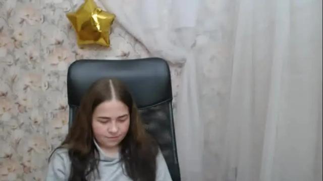 Image 11 of kamillahott Stream on Chaturbate on 16 months ago