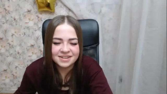 Image 12 of kamillahott Stream on Chaturbate on 16 months ago