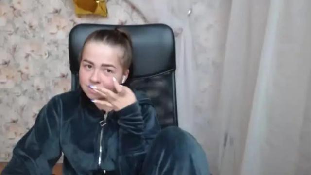 Image 11 of kamillahott Stream on Chaturbate on 15 months ago