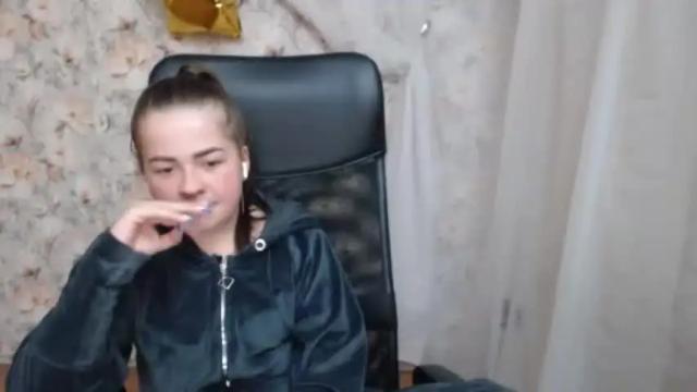 Image 7 of kamillahott Stream on Chaturbate on 15 months ago