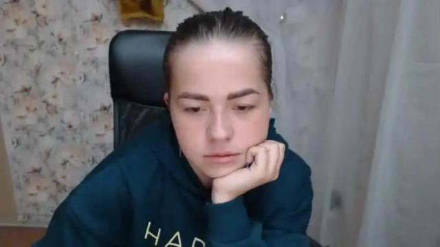 Image 2 of kamillahott Stream on Chaturbate on 15 months ago