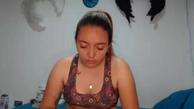 Image 6 of kammy_cami Stream on Chaturbate on 16 months ago