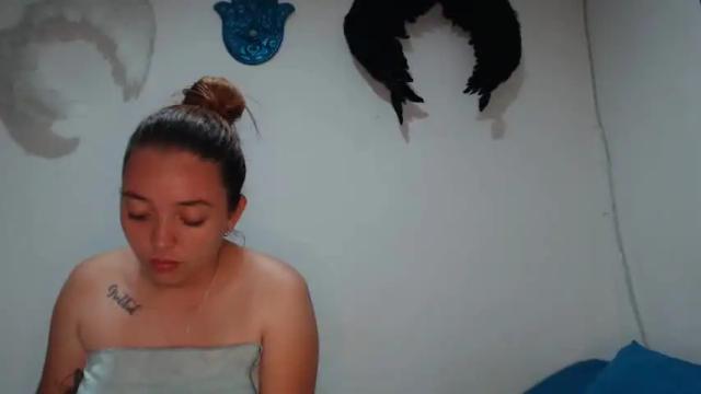 Image 2 of kammy_cami Stream on Chaturbate on 16 months ago