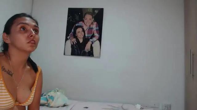Image 3 of kammy_cami Stream on Chaturbate on 15 months ago