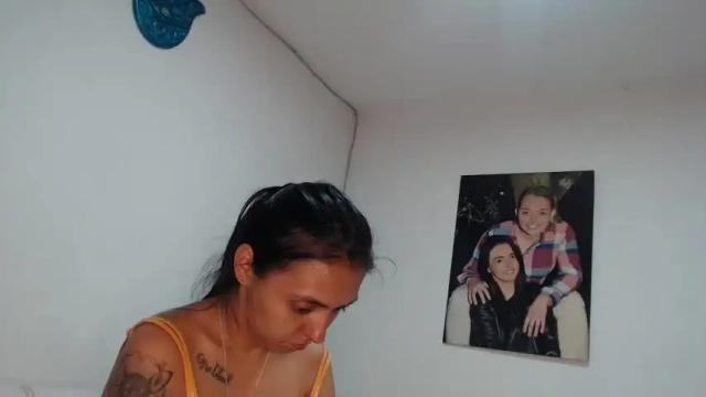 Image 4 of kammy_cami Stream on Chaturbate on 15 months ago