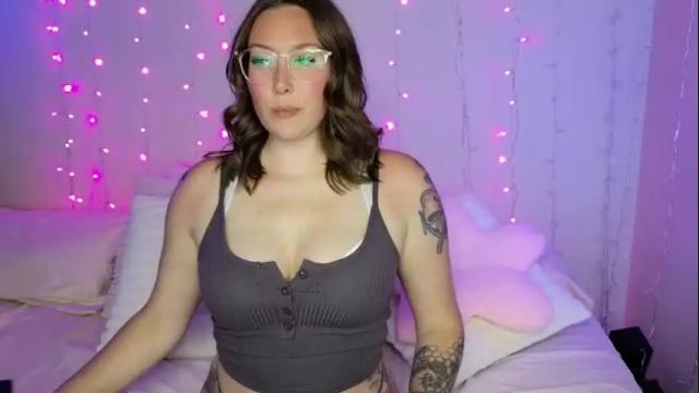 Image 6 of kamrynmarie69 Stream on Chaturbate on 16 days ago