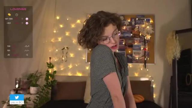 Image 3 of karafuto404 Stream on Chaturbate on 16 months ago