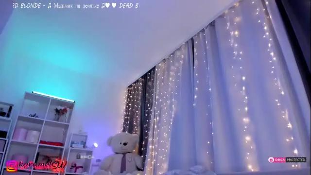 Image 11 of karamelsw Stream on Chaturbate on 19 days ago