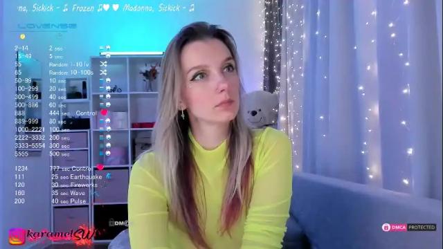 Image 4 of karamelsw Stream on Chaturbate on 19 days ago