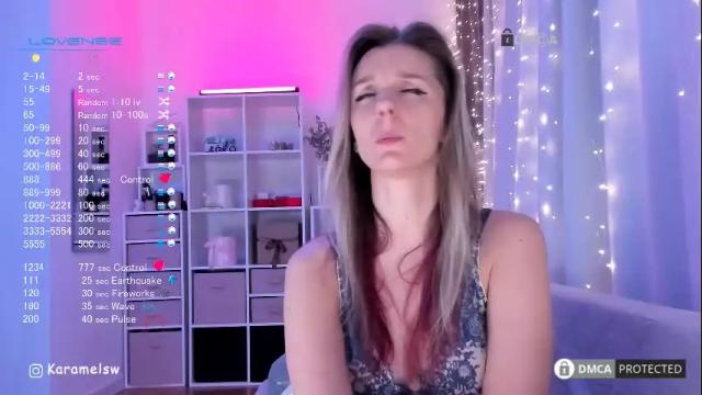 Image 11 of karamelsw Stream on Chaturbate on 1 month ago