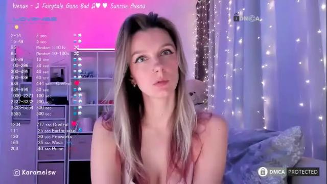 Image 3 of karamelsw Stream on Chaturbate on 1 month ago