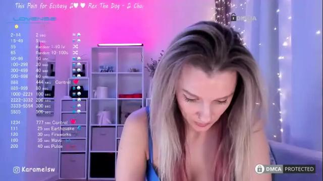Image 8 of karamelsw Stream on Chaturbate on 1 month ago