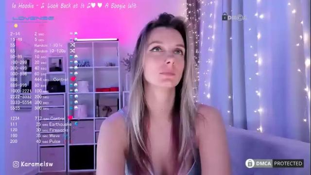 Image 11 of karamelsw Stream on Chaturbate on 1 month ago