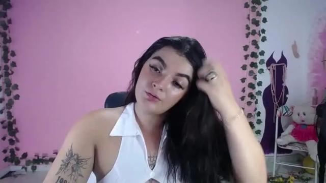 Image 2 of karely_angel Stream on Chaturbate on 20 months ago