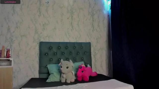 Image 10 of karely_angel Stream on Chaturbate on 20 months ago
