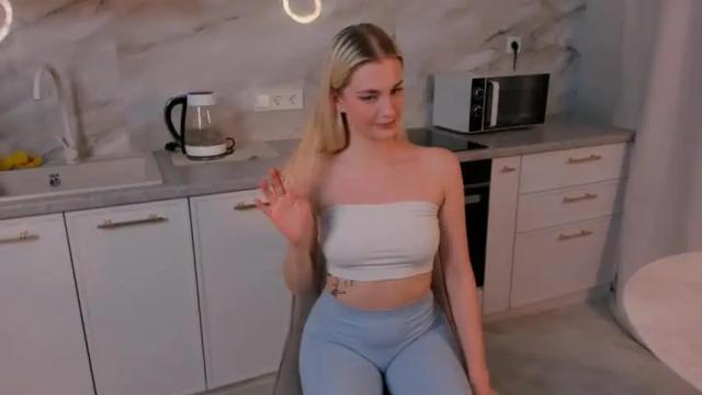 Image 10 of karen_ki Stream on Chaturbate on 20 months ago