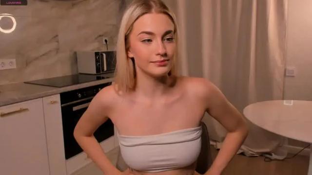 Thumbnail 1, karen_ki's Stream at Chaturbate, 20 months ago