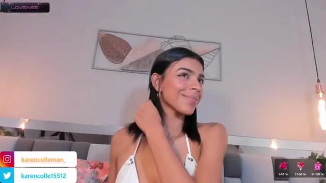 Image 3 of karencolleman Stream on Chaturbate on 14 months ago