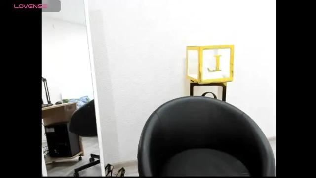 Image 3 of karensvip Stream on Chaturbate on 4 months ago