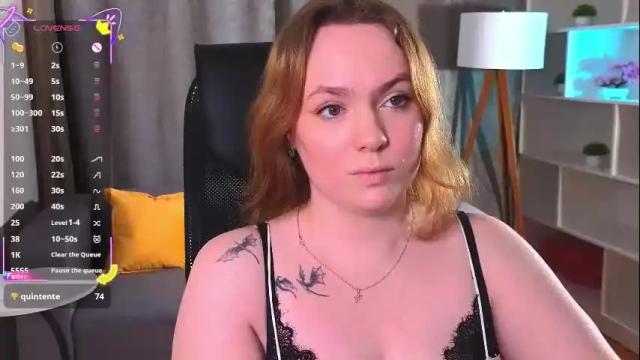 Image 7 of kari_lunna Stream on Chaturbate on 1 month ago