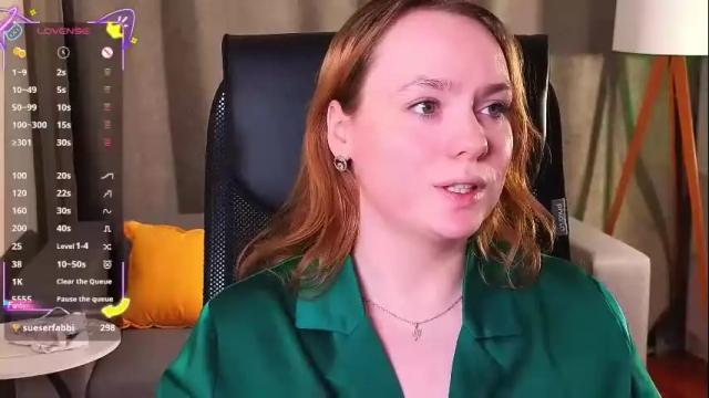 Image 11 of kari_lunna Stream on Chaturbate on 1 month ago