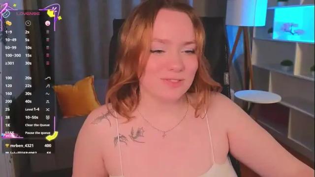 Image 3 of kari_lunna Stream on Chaturbate on 1 month ago