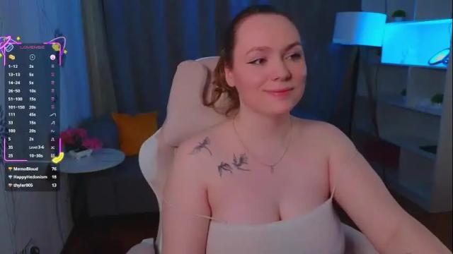 Image 6 of kari_lunna Stream on Chaturbate on 12 days ago