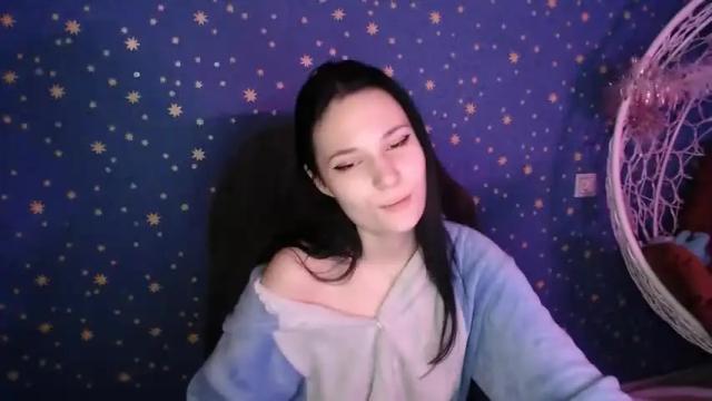 Image 10 of karicherry Stream on Chaturbate on 18 months ago