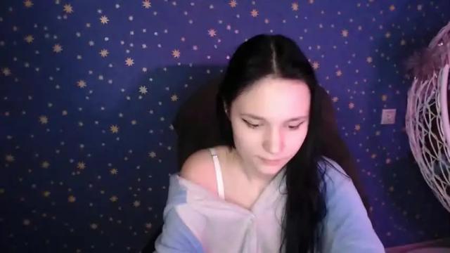 Image 11 of karicherry Stream on Chaturbate on 18 months ago