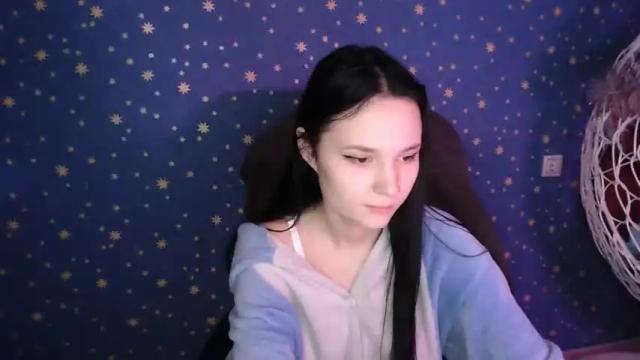 Image 2 of karicherry Stream on Chaturbate on 18 months ago