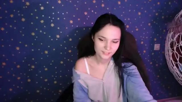 Image 6 of karicherry Stream on Chaturbate on 18 months ago