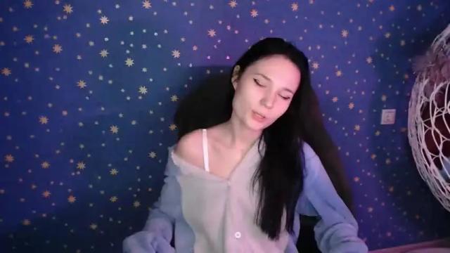 Image 8 of karicherry Stream on Chaturbate on 18 months ago