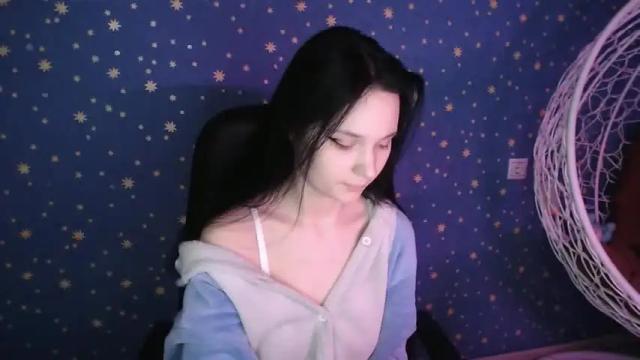 Image 10 of karicherry Stream on Chaturbate on 18 months ago