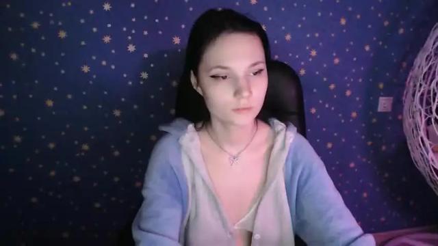 Image 10 of karicherry Stream on Chaturbate on 18 months ago