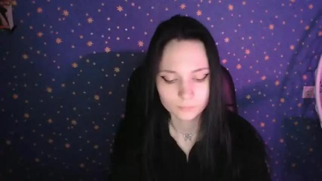 Image 6 of karicherry Stream on Chaturbate on 16 months ago