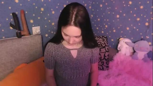 Image 2 of karicherry Stream on Chaturbate on 1 month ago