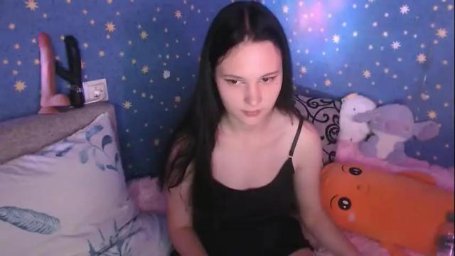 Image 6 of karicherry Stream on Chaturbate on 5 days ago