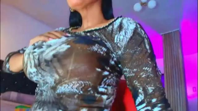 Image 3 of karina4squirt Stream on Chaturbate on 2 months ago