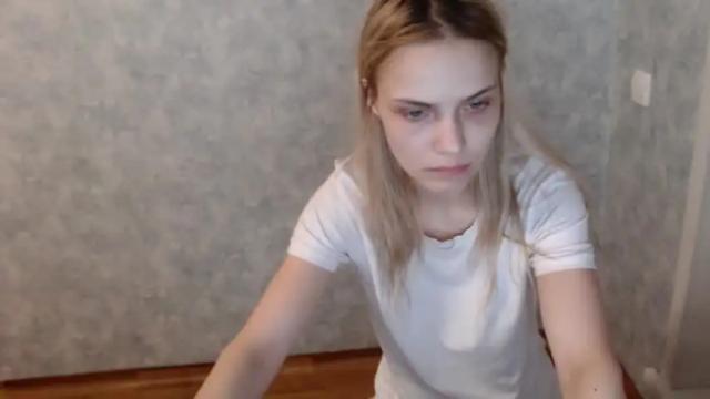 Image 6 of karina_1999 Stream on Chaturbate on 13 months ago