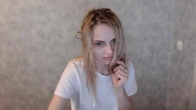 Image 3 of karina_1999 Stream on Chaturbate on 13 months ago