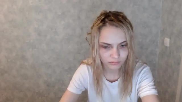 Image 4 of karina_1999 Stream on Chaturbate on 13 months ago