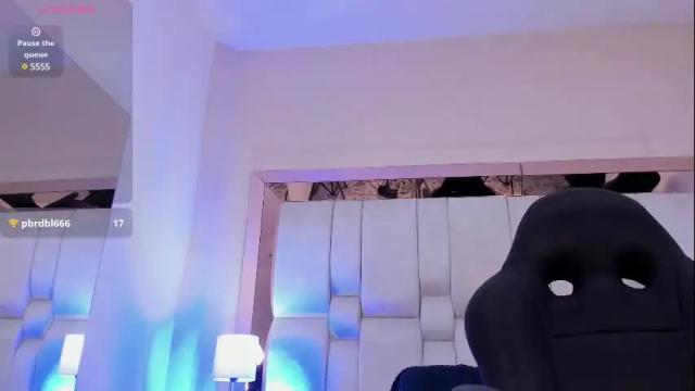 Image 2 of karina_cass Stream on Chaturbate on 26 days ago